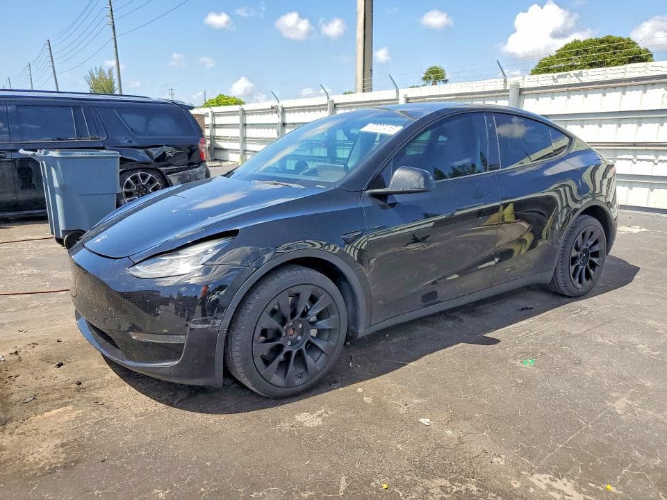 2022 TESLA MODEL Y - 1