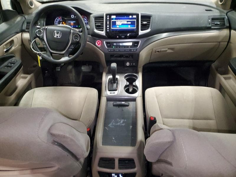 2017 HONDA PILOT EX 8