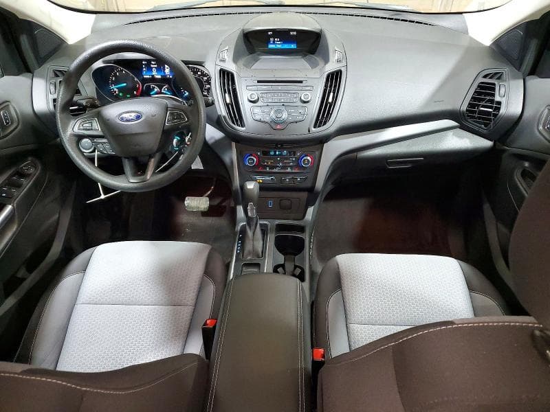 2017 FORD ESCAPE SE 8