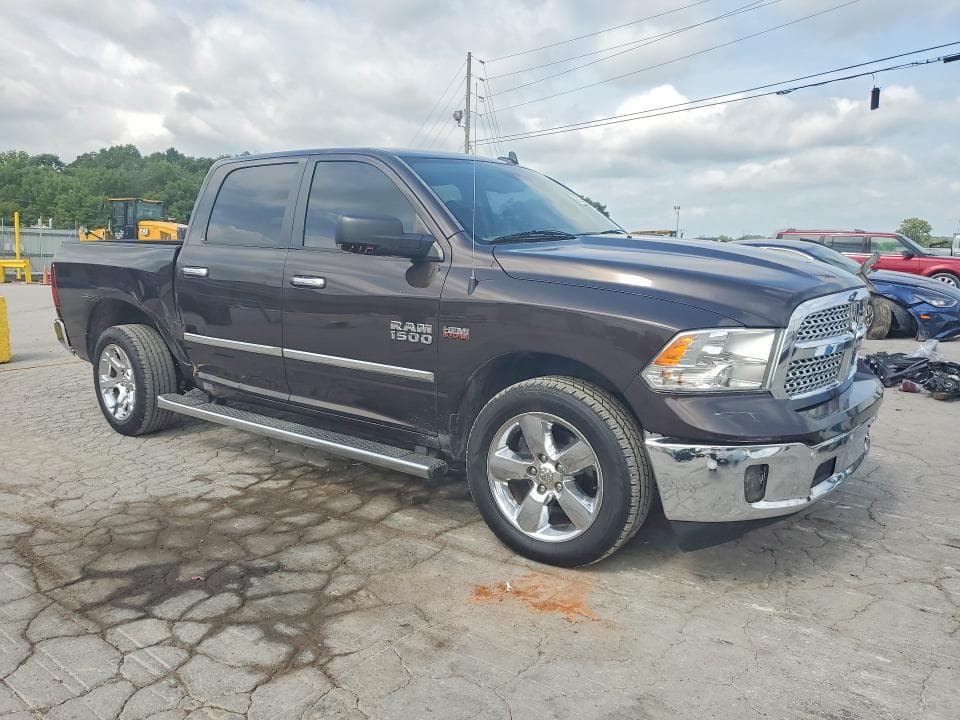 2017 RAM 1500 SLT 4