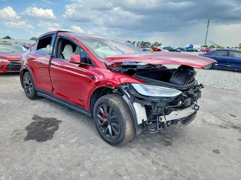 2023 TESLA MODEL X 4