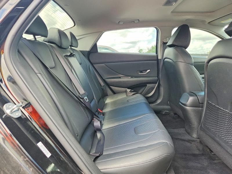 2023 HYUNDAI ELANTRA LIMITED 10