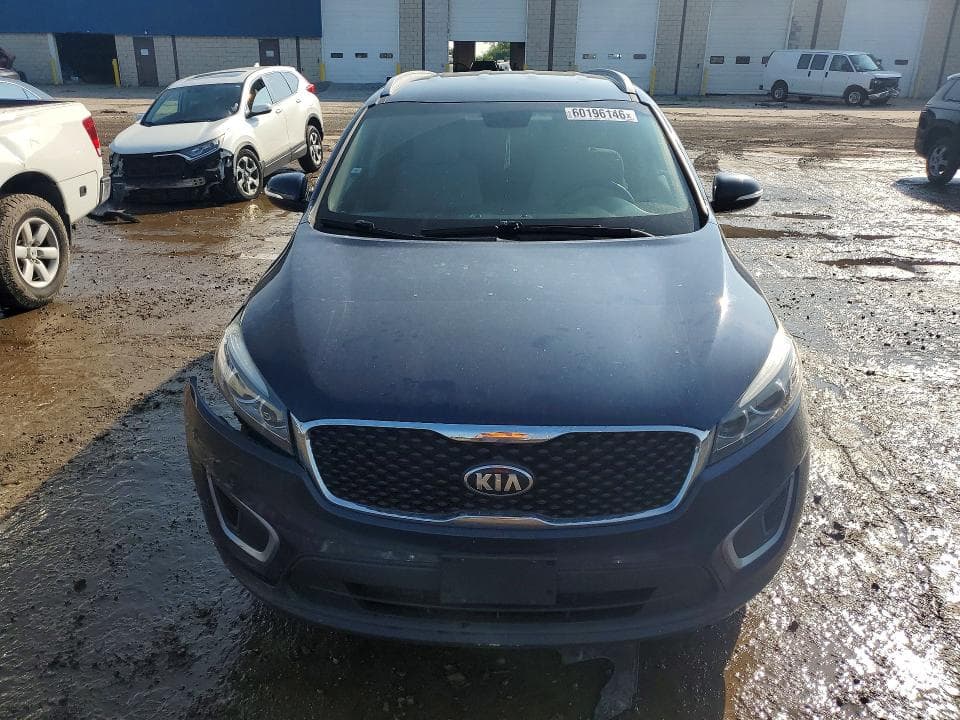 2017 KIA SORENTO LX 5