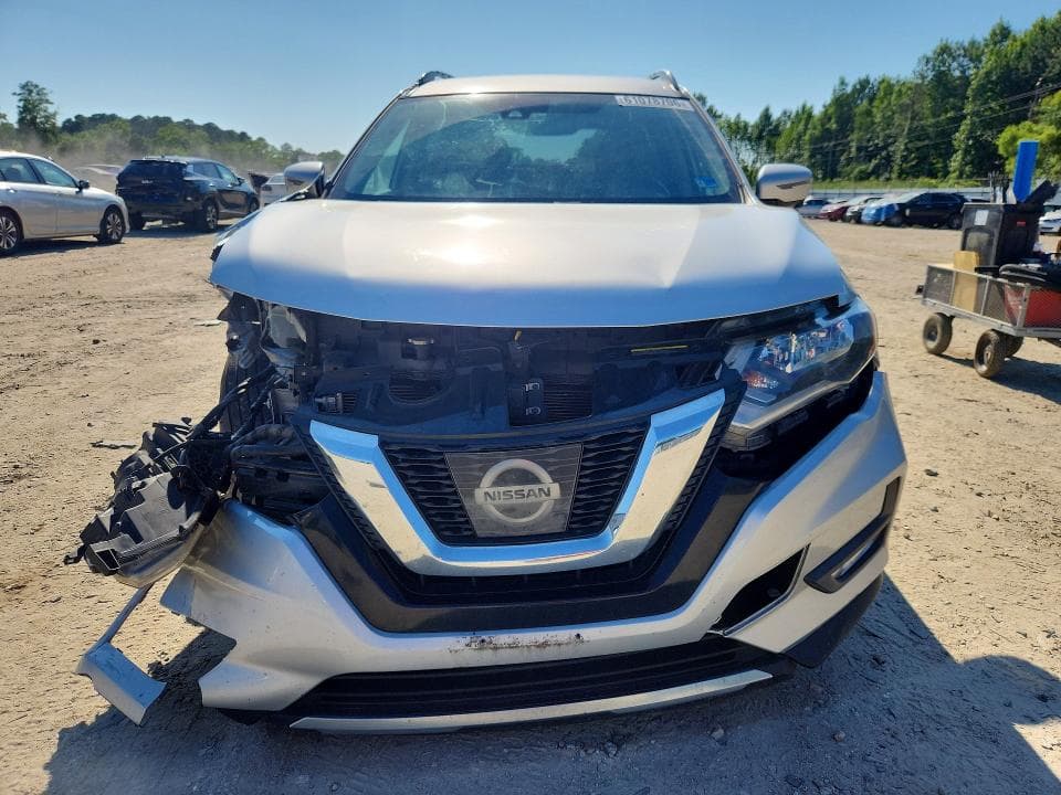 2017 NISSAN ROGUE SL 5