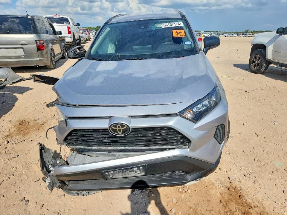 2021 TOYOTA RAV4 LE 5