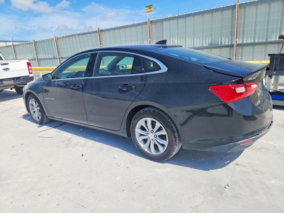 2023 CHEVROLET MALIBU LT 2