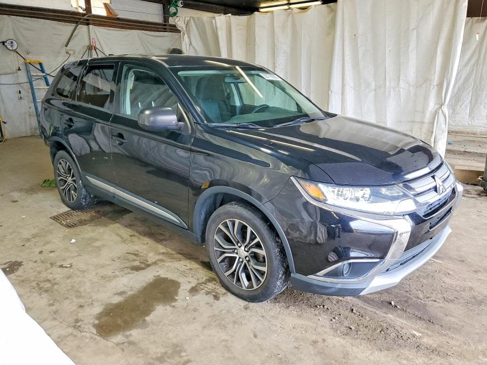 2017 MITSUBISHI OUTLANDER ES 4