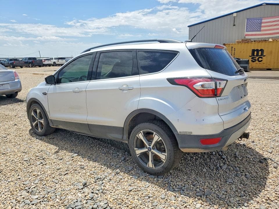 2017 FORD ESCAPE SE 2