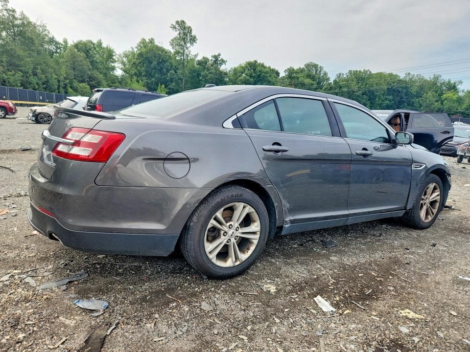 2018 FORD TAURUS SEL 3