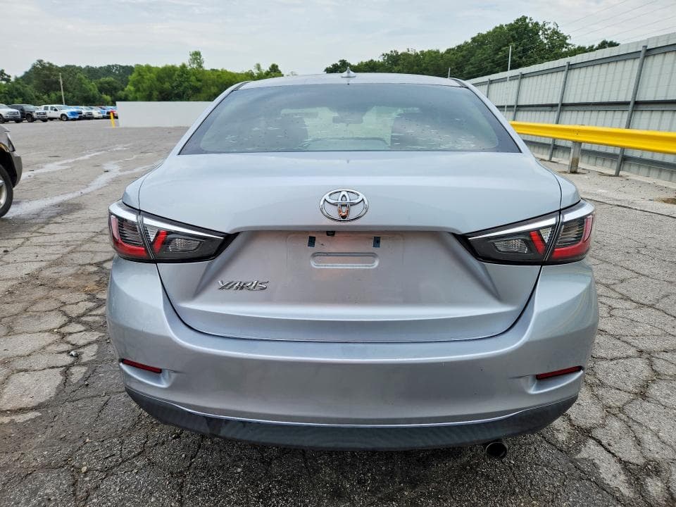 2019 TOYOTA YARIS L 6