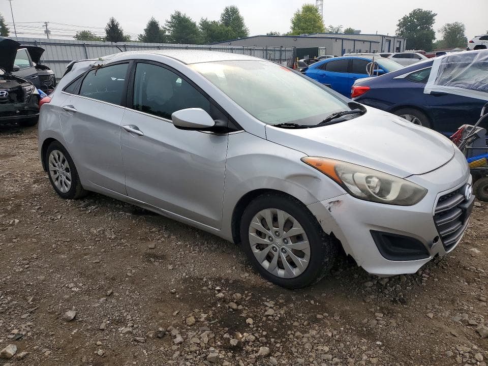2017 HYUNDAI ELANTRA GT BASE 4