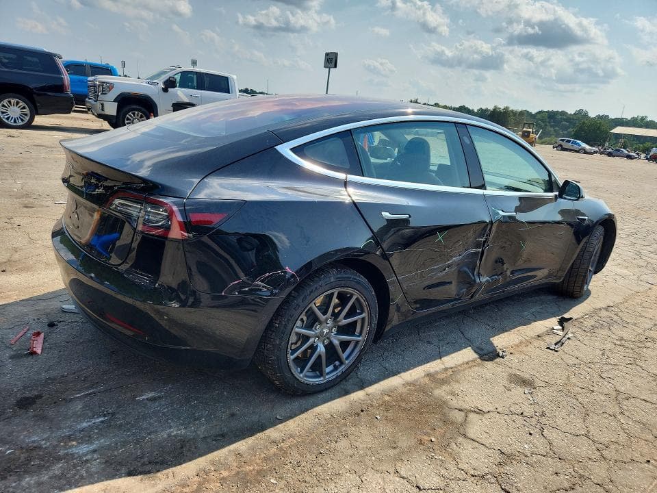 2018 TESLA MODEL 3 3