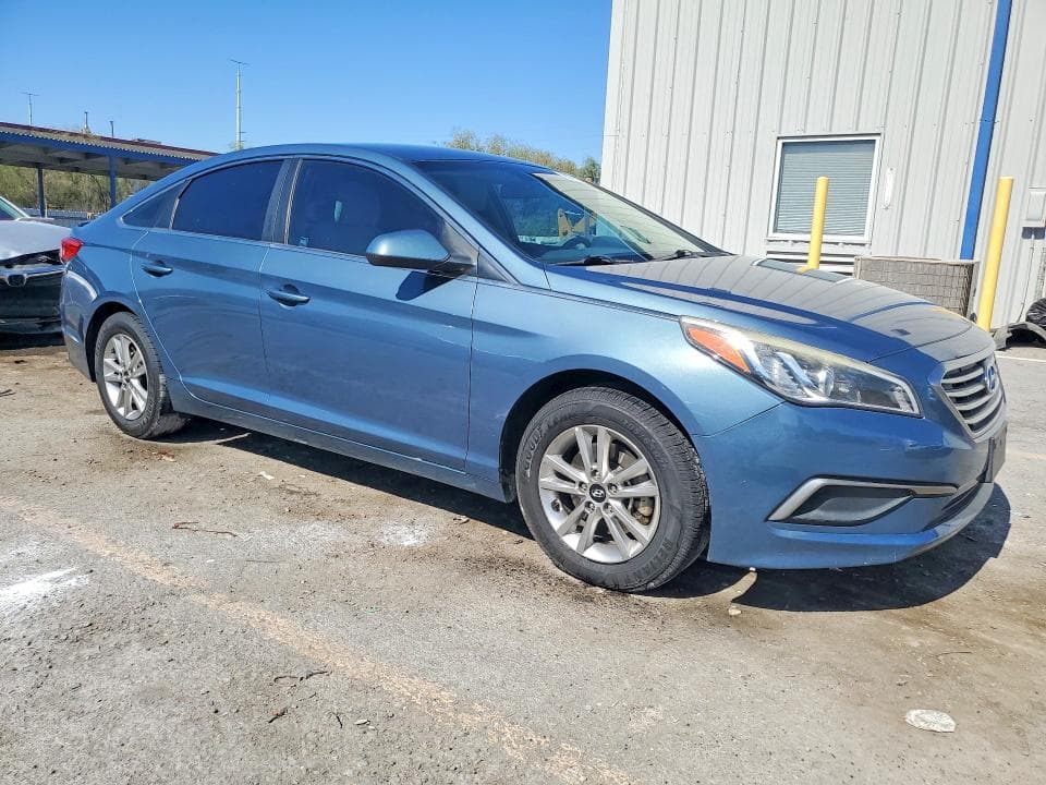 2017 HYUNDAI SONATA SE 4