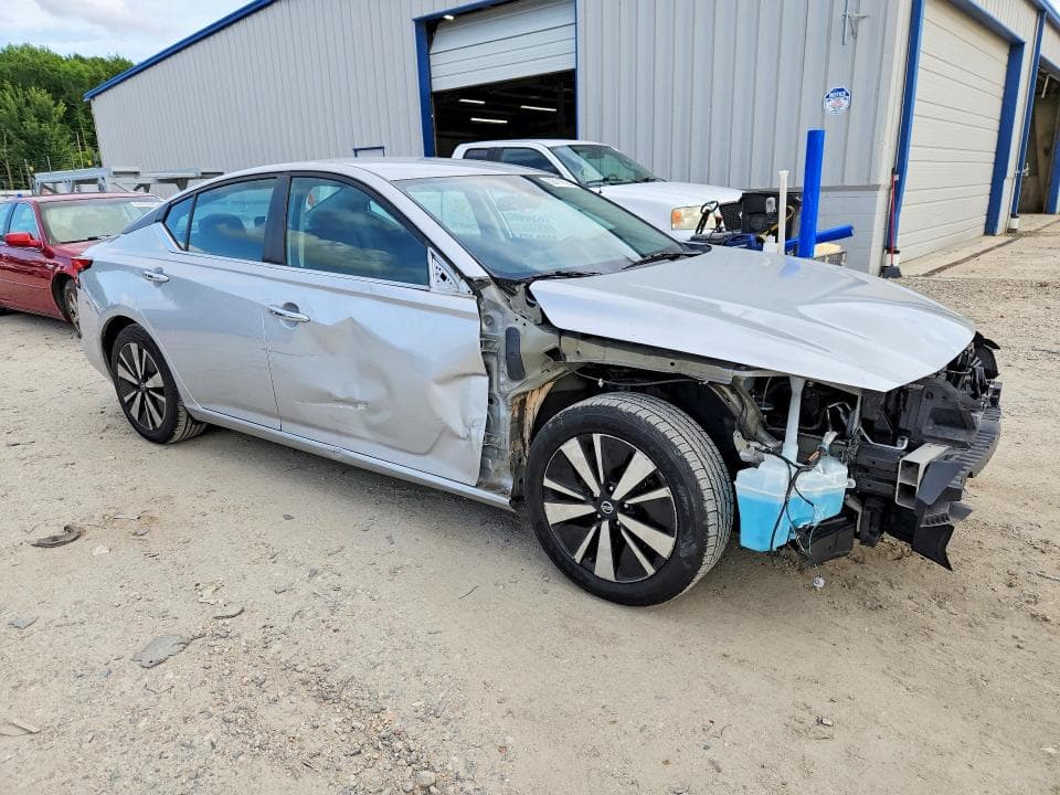 2022 NISSAN ALTIMA SV SV 4