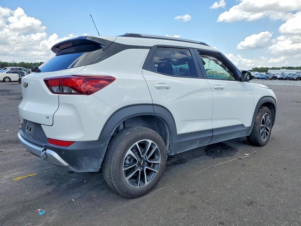2024 CHEVROLET TRAILBLAZER LT 3