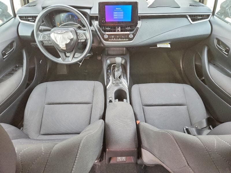 2026 TOYOTA COROLLA LE 8