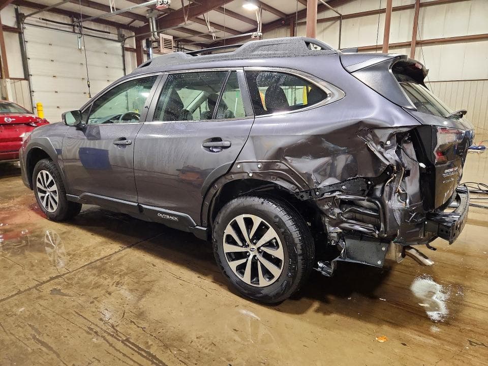 2025 SUBARU OUTBACK 2