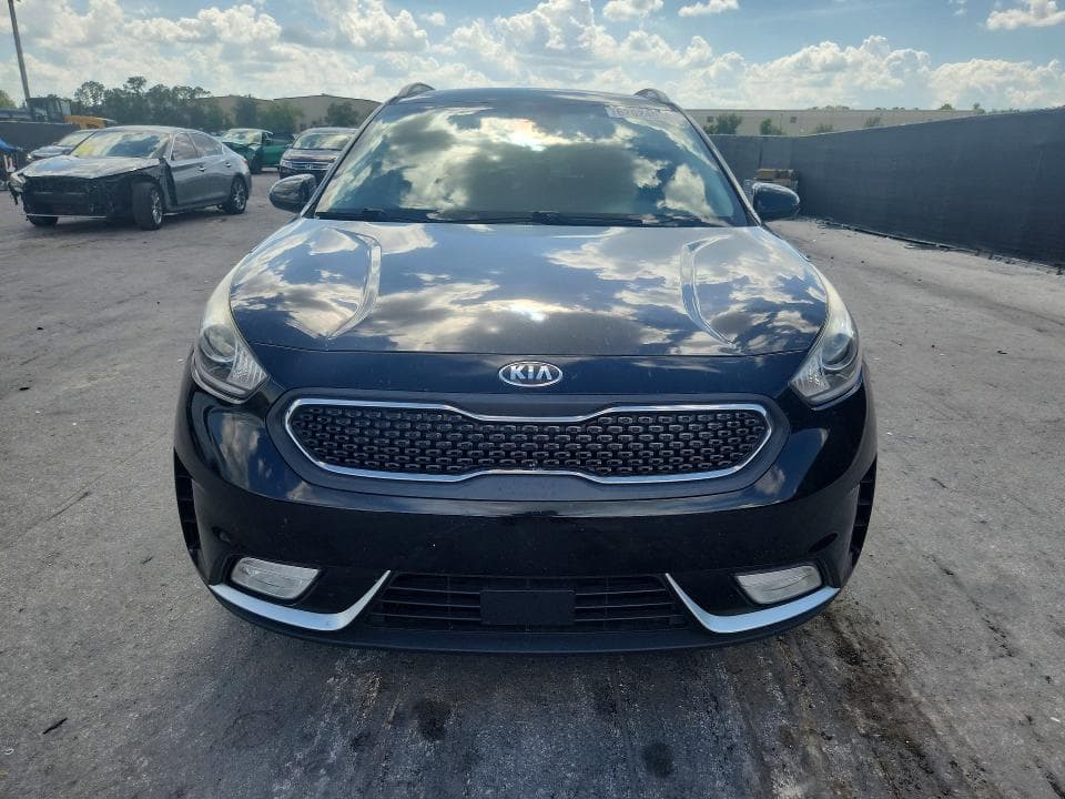 2017 KIA NIRO LX 5