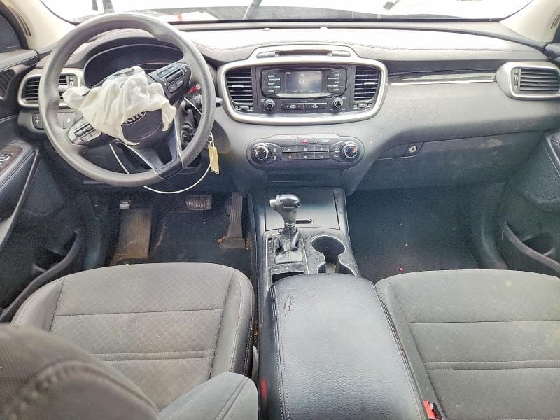 2018 KIA SORENTO LX V6 8