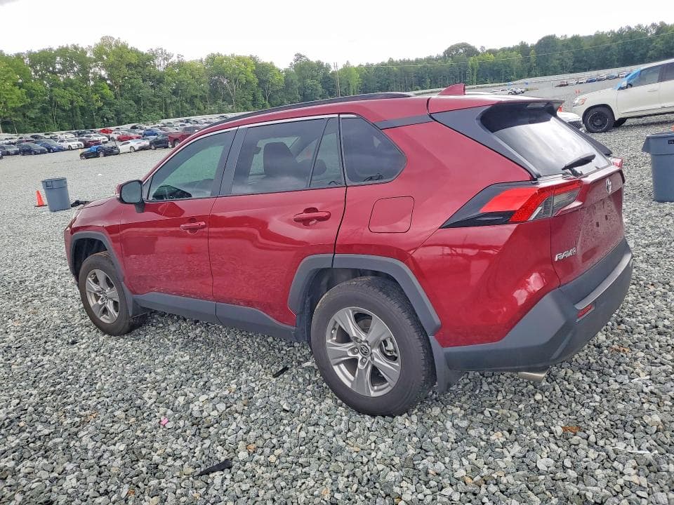 2025 TOYOTA RAV4 XLE 2