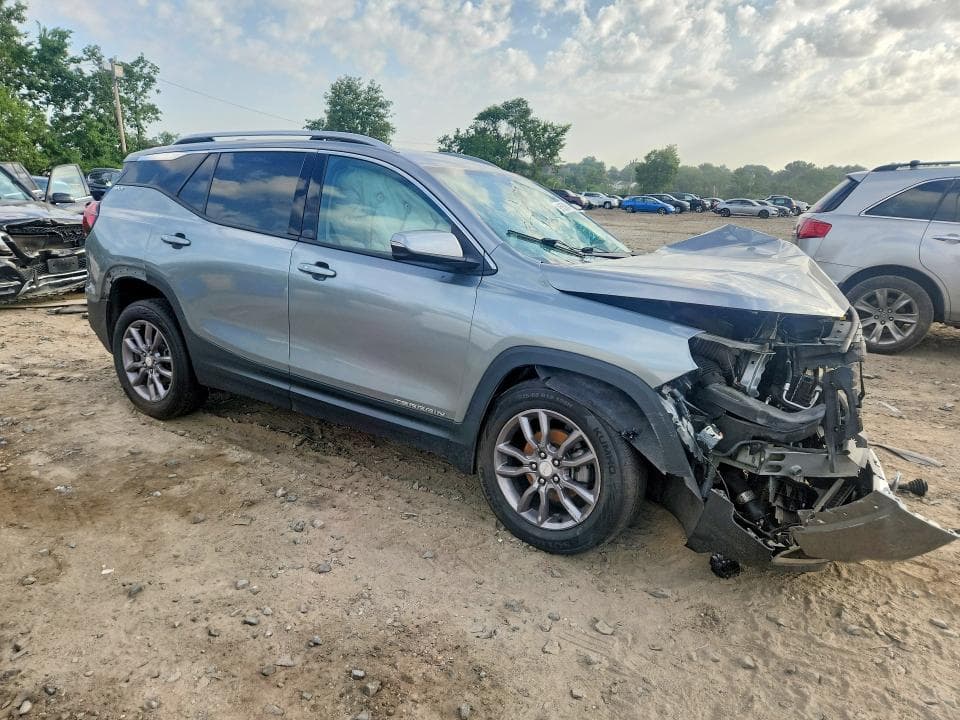 2023 GMC TERRAIN SLT 4