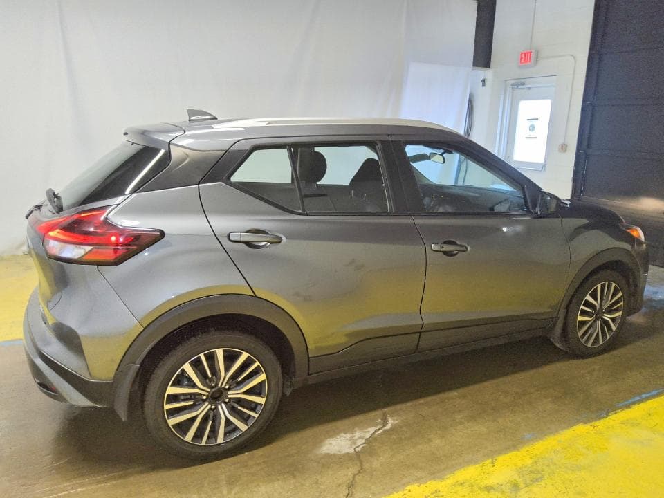 2023 NISSAN KICKS SV 3