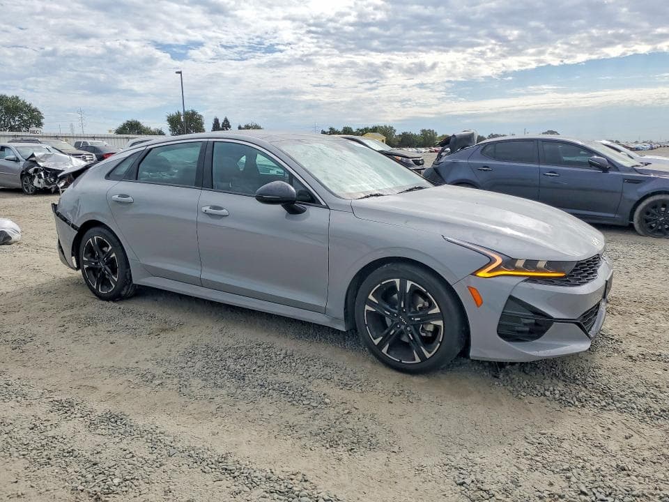 2022 KIA K5 GT LINE 4