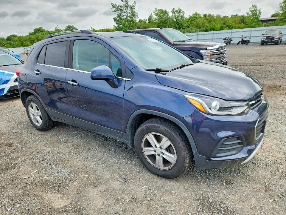 2018 CHEVROLET TRAX 1LT 4