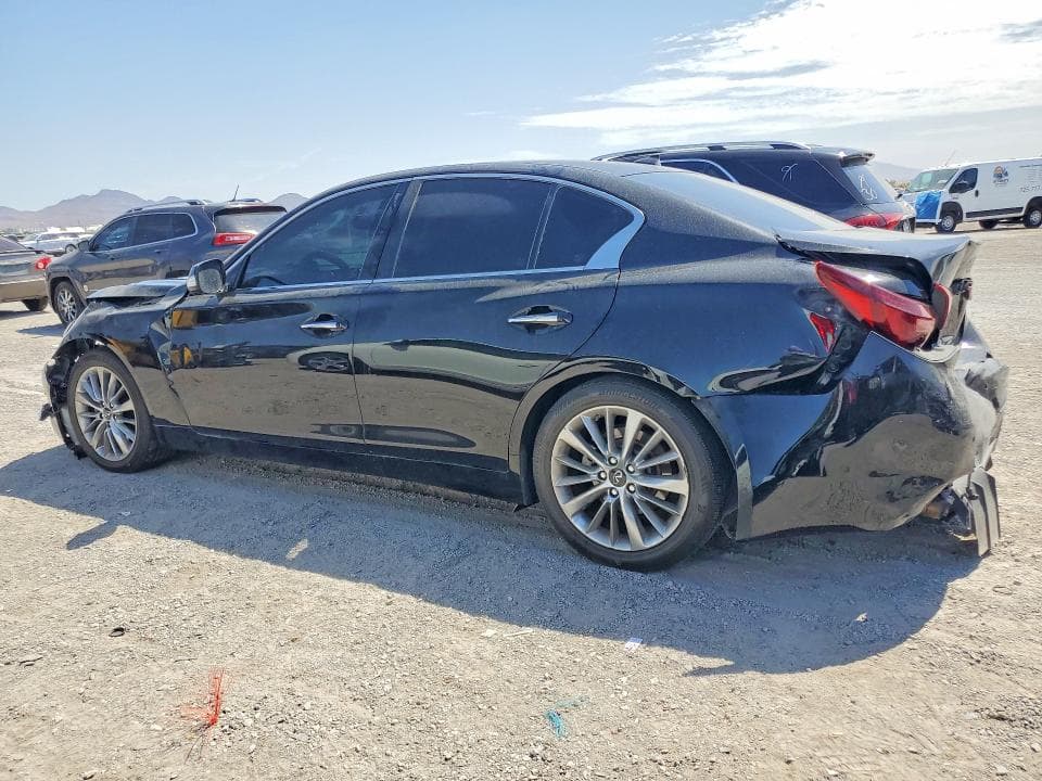 2021 INFINITI Q50 LUXE 2