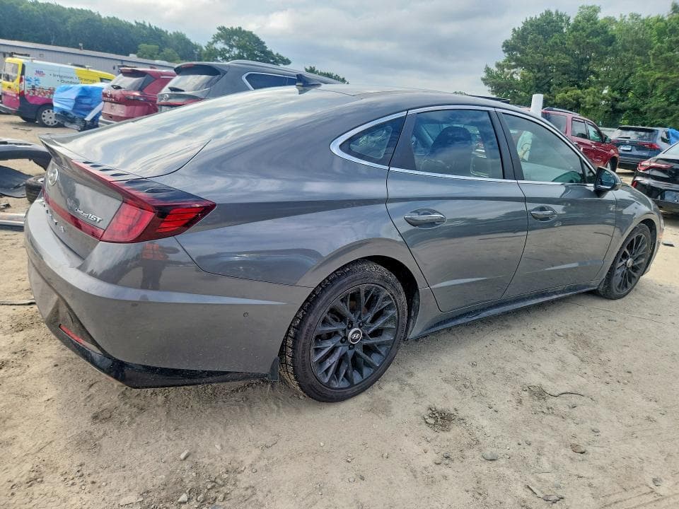 2022 HYUNDAI SONATA LIMITED 3