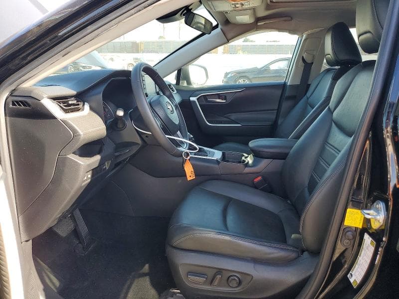 2021 TOYOTA RAV4 XLE PREMIUM 7