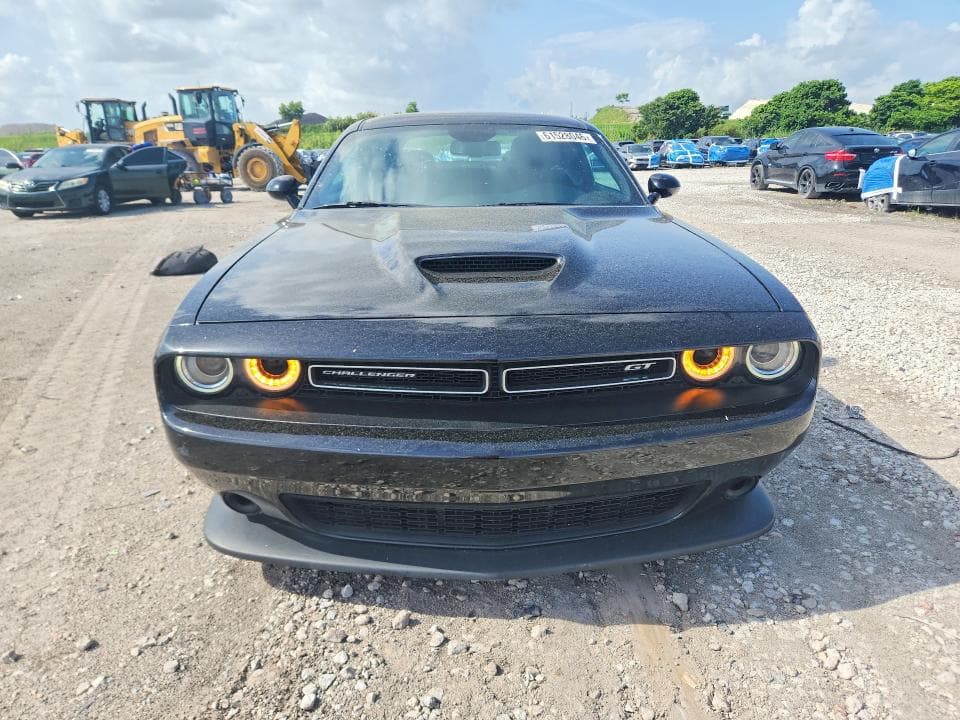 2023 DODGE CHALLENGER GT 5