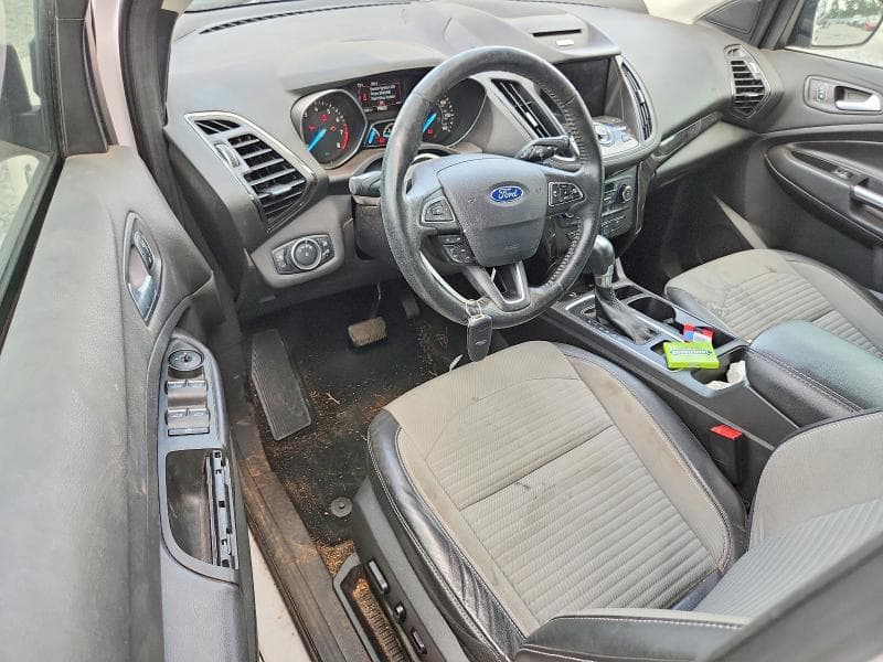 2017 FORD ESCAPE TITANIUM 8