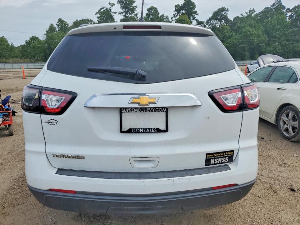 2017 CHEVROLET TRAVERSE LS 6