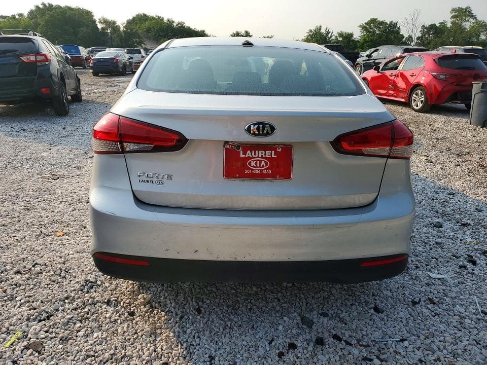 2017 KIA FORTE LX 6