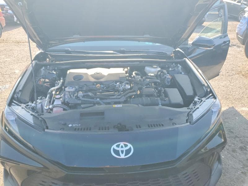 2025 TOYOTA CAMRY SE 11