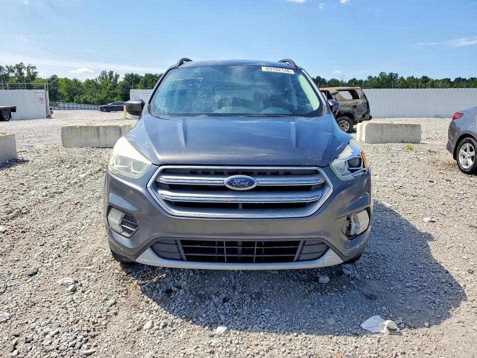 2017 FORD ESCAPE SE 5