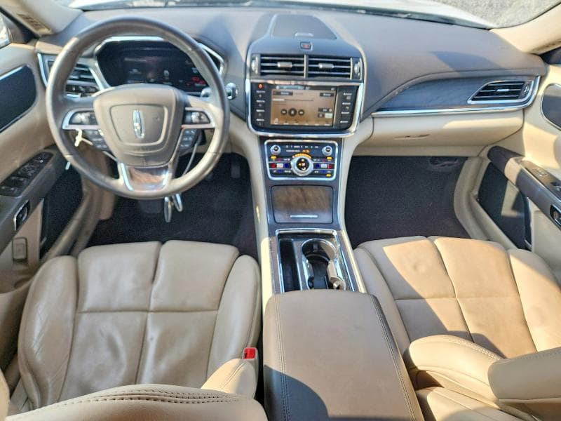 2017 LINCOLN CONTINENTAL RESERVE 8