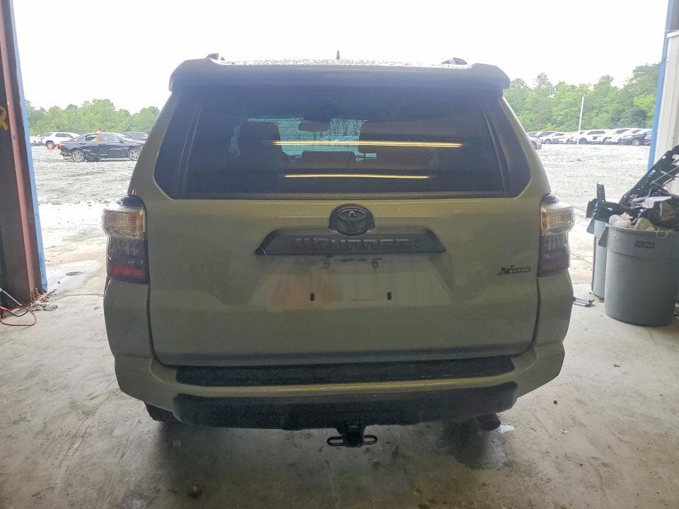 2022 TOYOTA 4RUNNER TRD OFF-ROAD 6