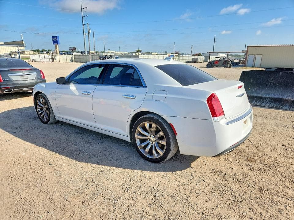 2019 CHRYSLER 300 LIMITED 2