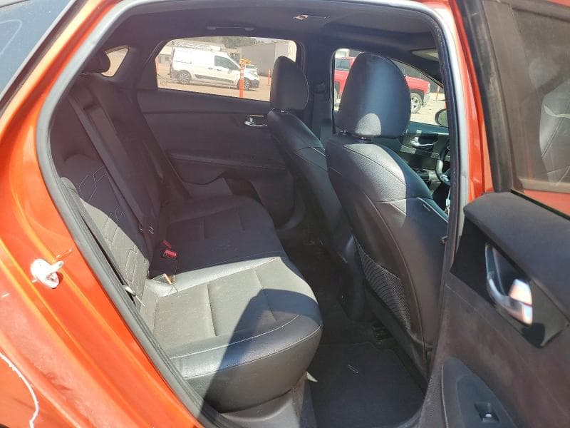 2020 KIA FORTE GT LINE 10