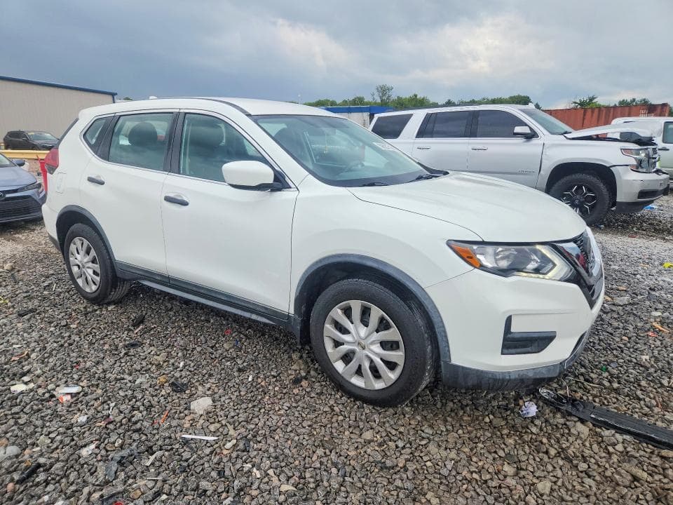 2018 NISSAN ROGUE S 4