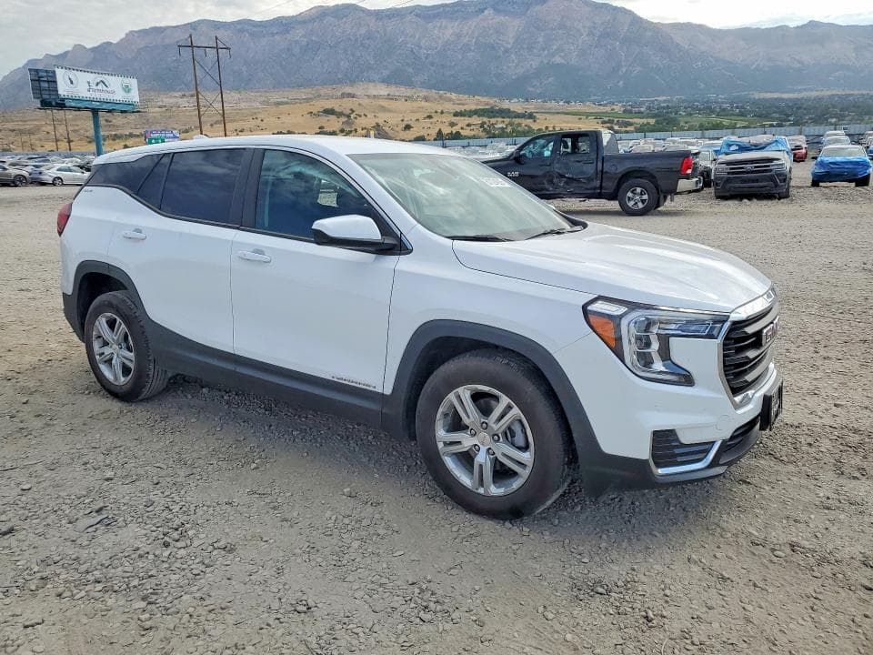 2024 GMC TERRAIN SLE 4