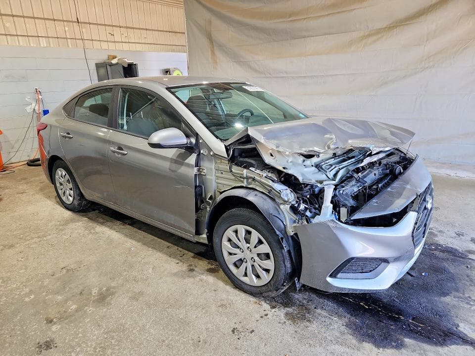 2021 HYUNDAI ACCENT SE 4