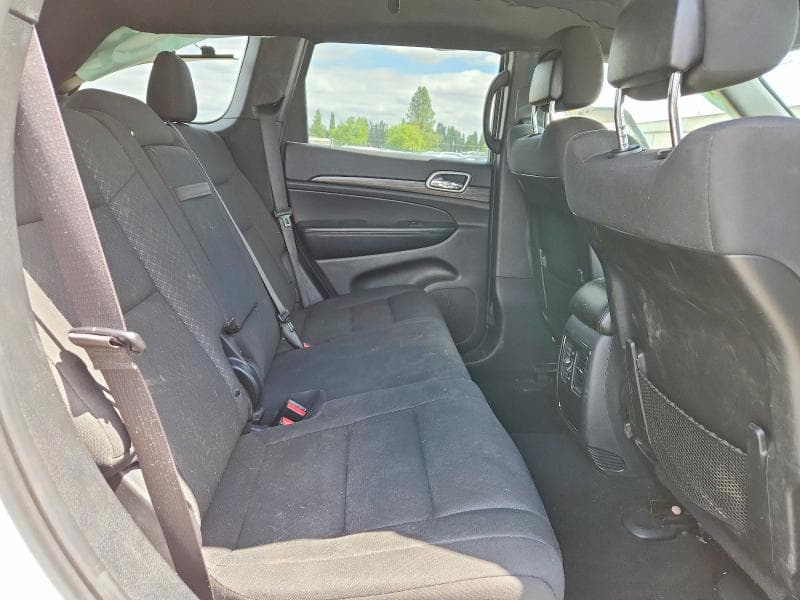 2019 JEEP GRAND CHEROKEE LAREDO 10