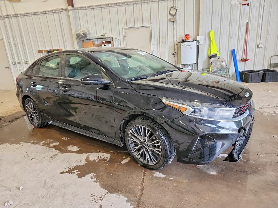 2024 KIA FORTE GT LINE 4