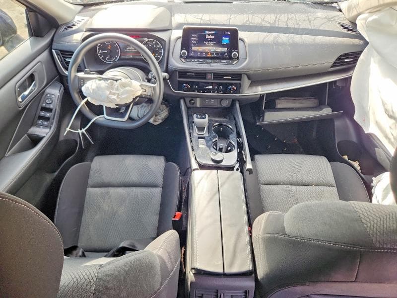 2024 NISSAN ROGUE SV 8