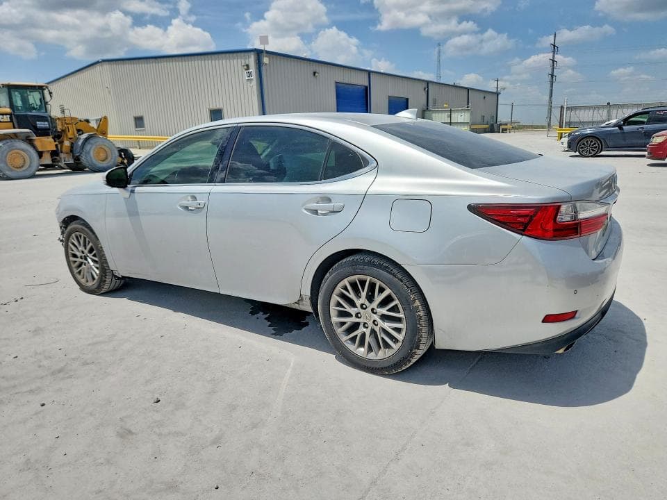 2017 LEXUS ES 350 2