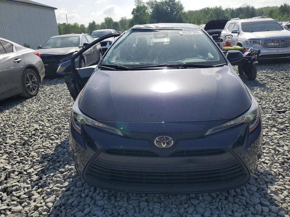 2025 TOYOTA COROLLA LE 5