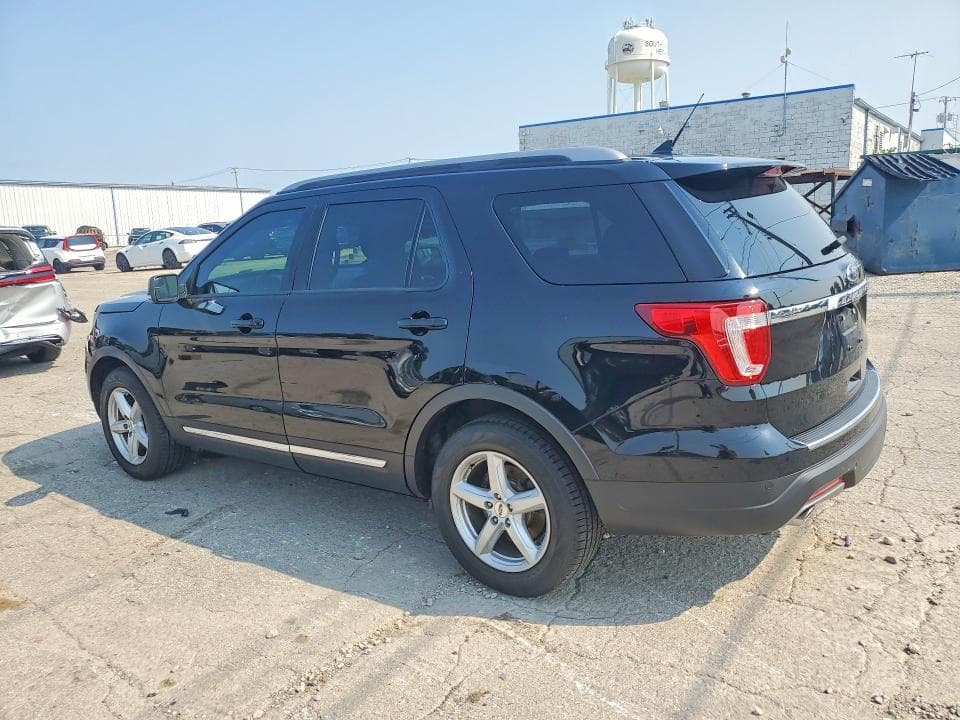 2018 FORD EXPLORER XLT 2